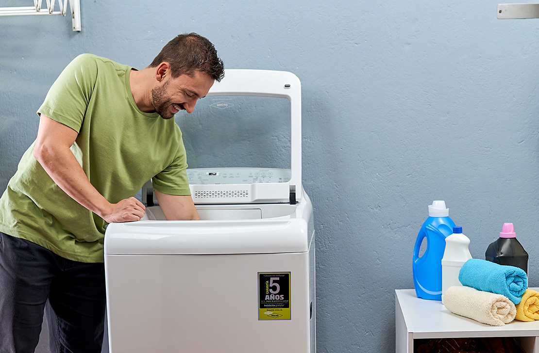Tips para ahorrar el agua en casa al lavar tu ropa